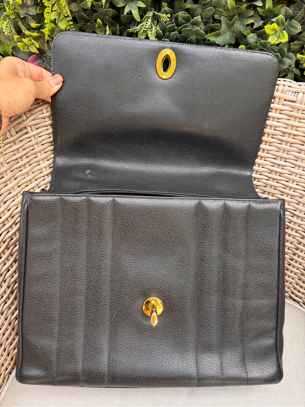 Authentic CHANEL vintage caviar leather top handle Kelly satchel bag - Picture 16 of 16